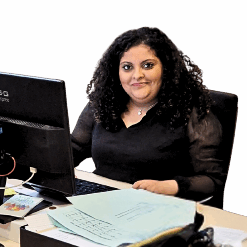 Yousra Oumass Yousra Oumass